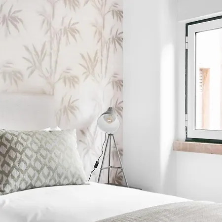 Joivy Bright And Beautiful 4br 5 Mins To Rato Subway Apartament *
