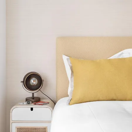 Apartament Joivy Bright And Beautiful 4br 5 Mins To Rato Subway