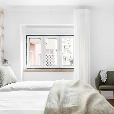 Joivy Bright And Beautiful 4br 5 Mins To Rato Subway Apartament