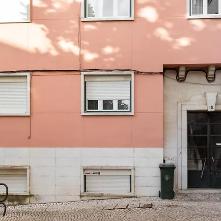 Appartement Joivy Bright And Beautiful 4br 5 Mins To Rato Subway Lissabon